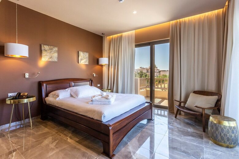 Elysian Luxury Hotel & Spa