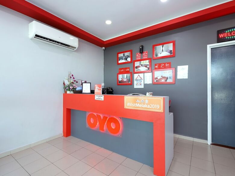 Oyo 1184 Ho Hotel