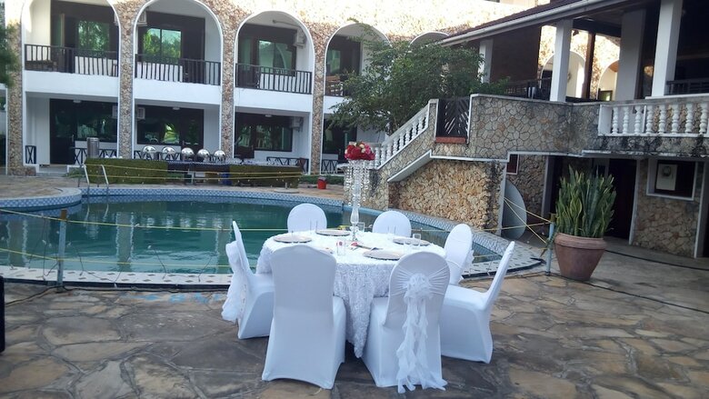 Serene Hotel