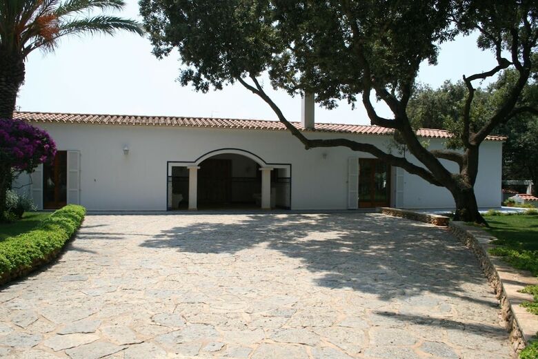 Hotel Sa Legitima