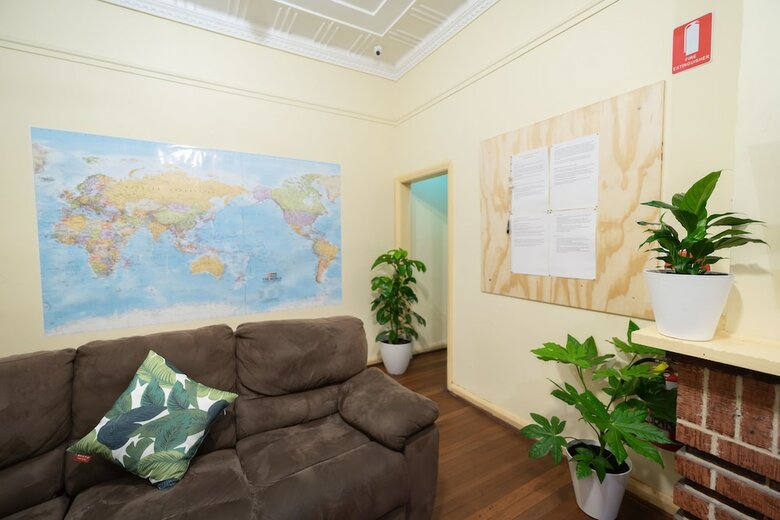 Hostal Myozexp Aberdeen Lodge