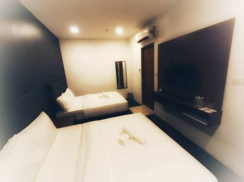We Hotel