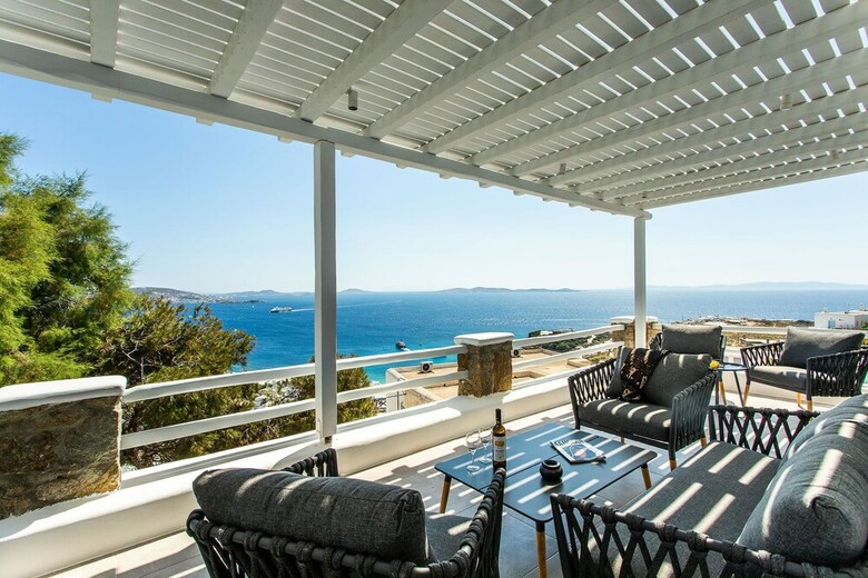 Villa Jenny By The Pearls Collection