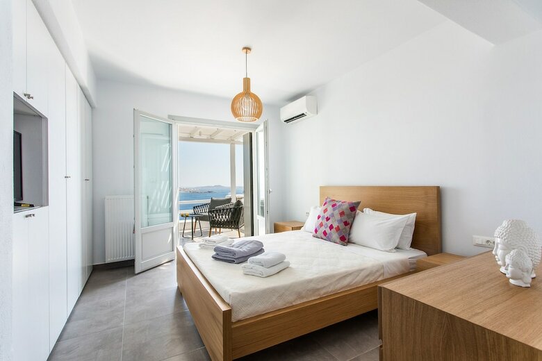 Villa Jenny By The Pearls Collection