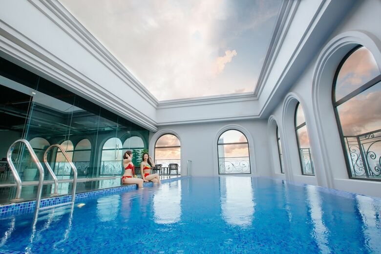 Glamour Hotel Da Nang