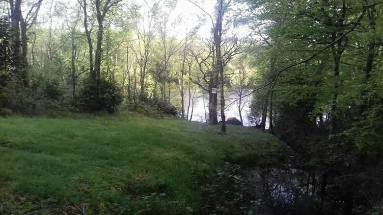 Hotel Coill Maher Lake House