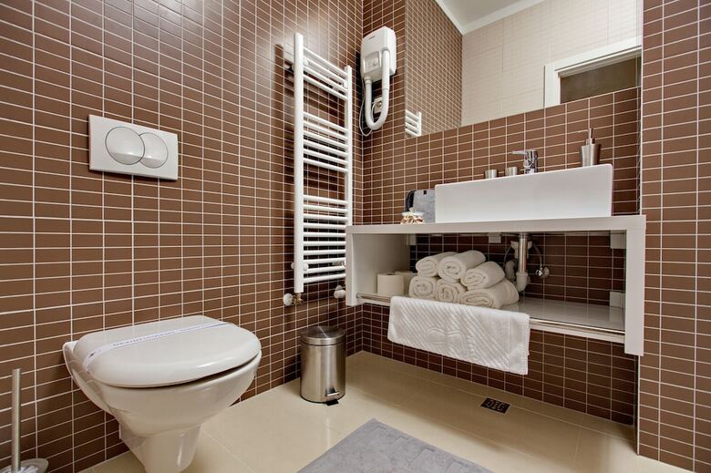 Dream Hotel