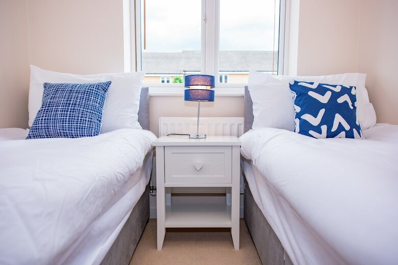 Comfort+ 2 Bed Serviced Apartment
