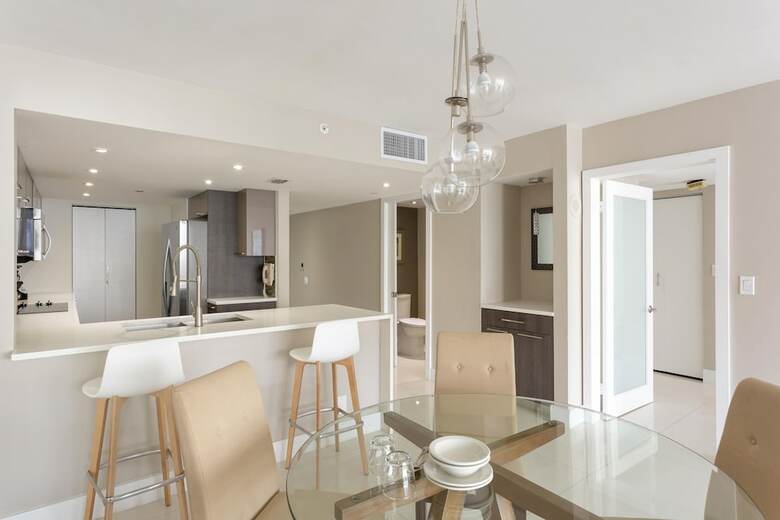 Bay Overlooking Condo With Balcony