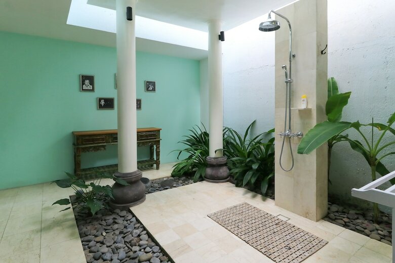 Bali Santi Villa