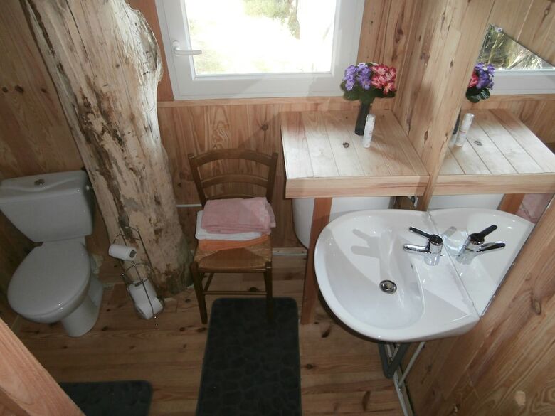 Cabane Dans Les Arbres - Le Nid Dans Le Ch�ne