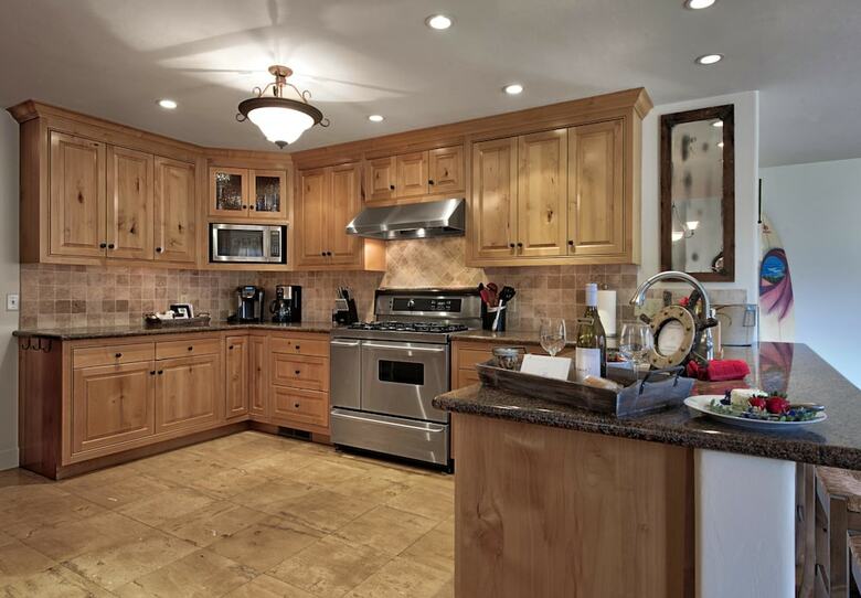 3718 Ocean Crest