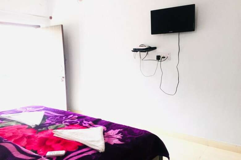 Hotel Shangrila Resorts By Raatri