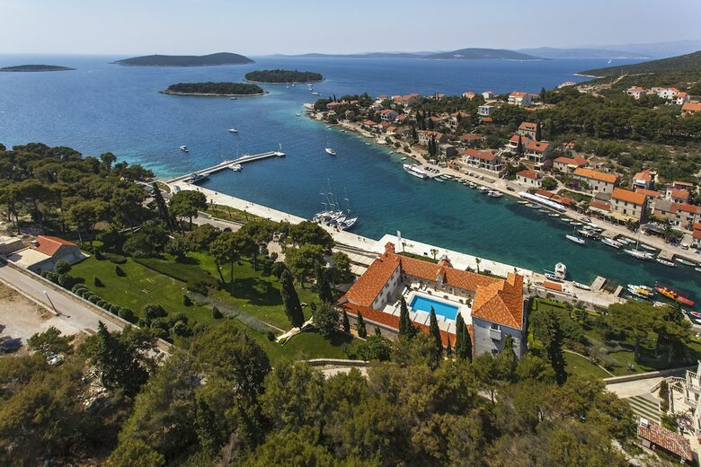 Hotel Martinis Marchi