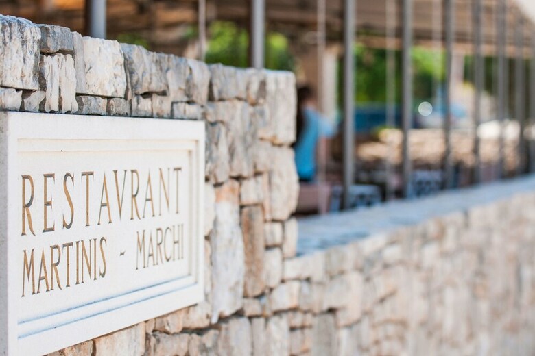 Hotel Martinis Marchi