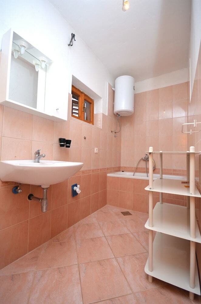 Apartment Kata