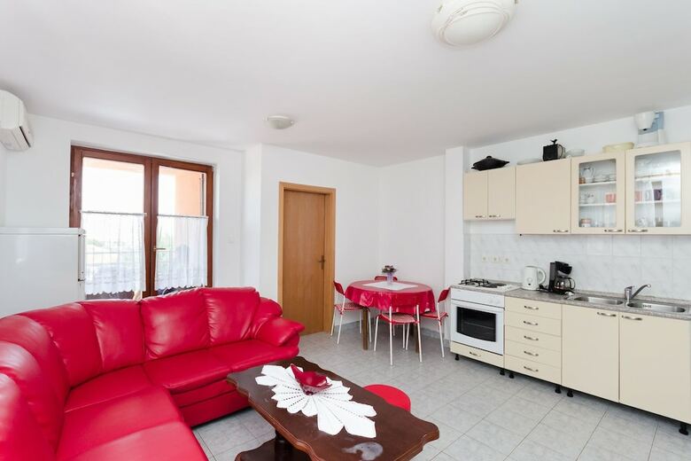 Apartment Besima
