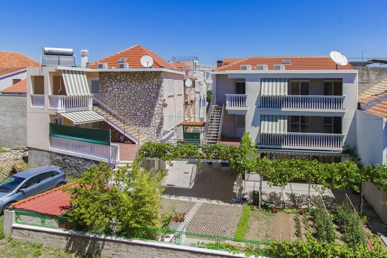 Apartments Borac