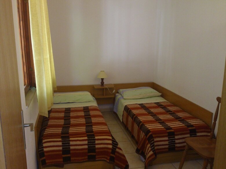Apartments Jakov
