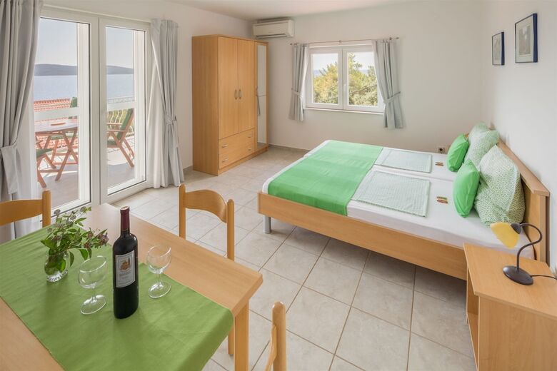 Apartments Raki?