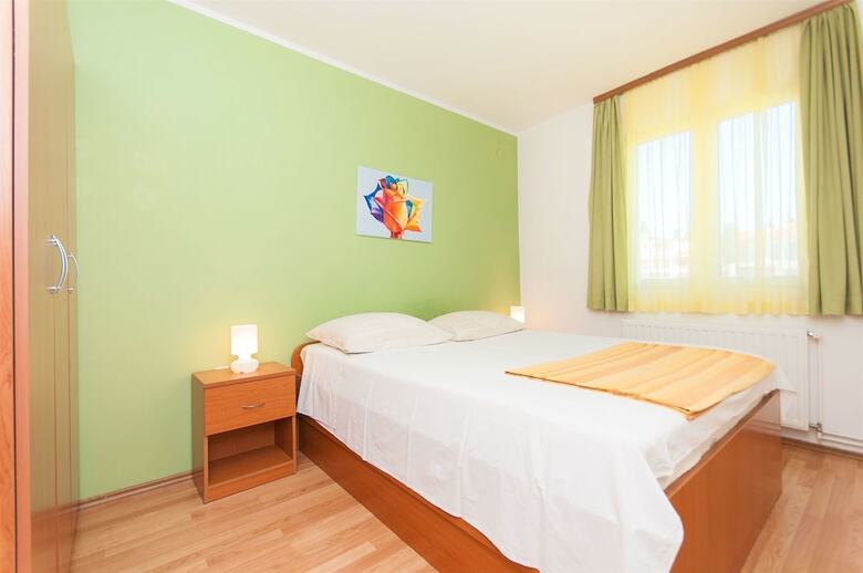 Apartments Ivica