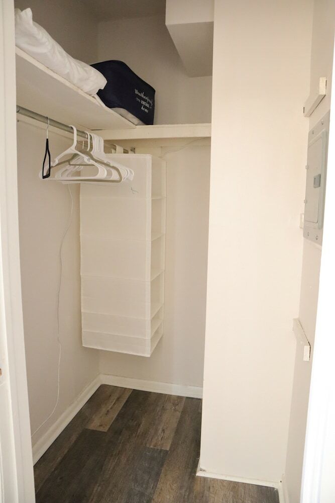 Midtown Suites
