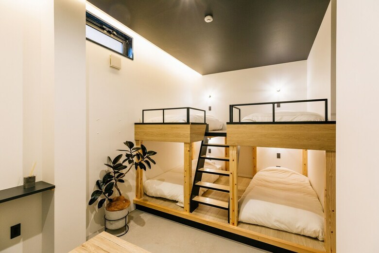 Mizuka Nakasu 4 - Unmanned Hotel -