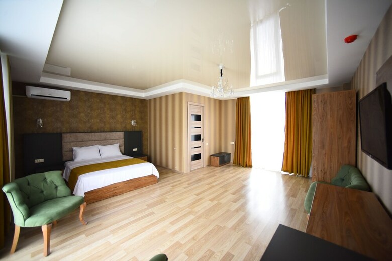 Hotel King's Town Gonio