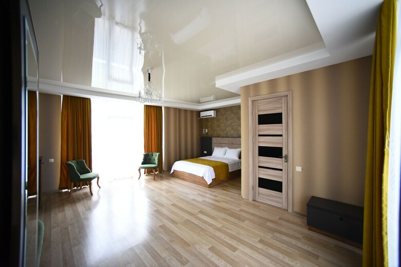 Hotel King's Town Gonio