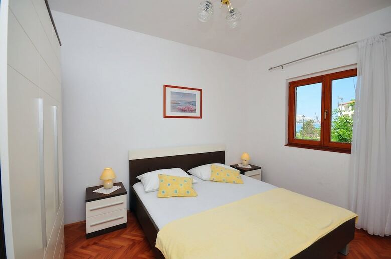 Apartments Luna