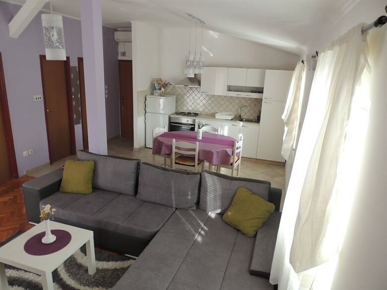 Apartments Luna