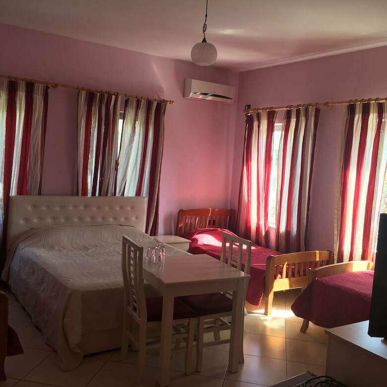 Star Hotel