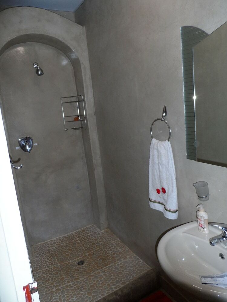 Hotel A Cherry Lane Self Catering And B&B