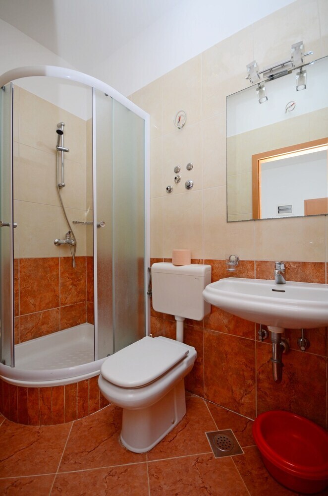 Apartments Jure