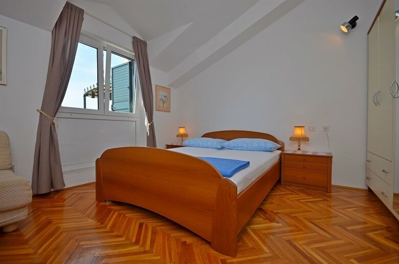 Apartments Ivan