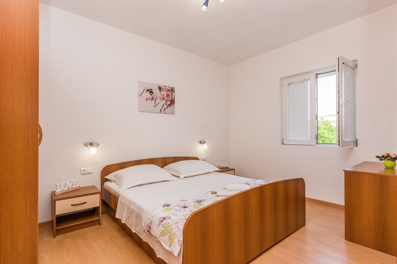 Apartments Ivan