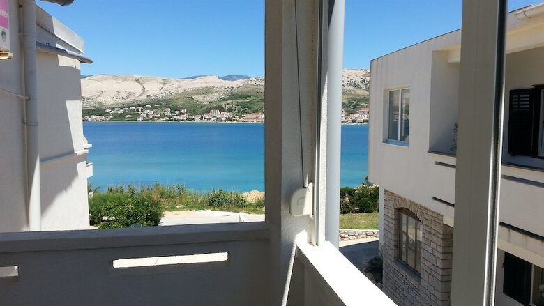 Apartments Nedjeljka