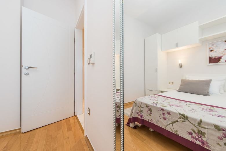 Apartments Dyana