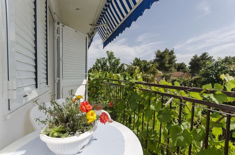Apartments And Rooms Meri