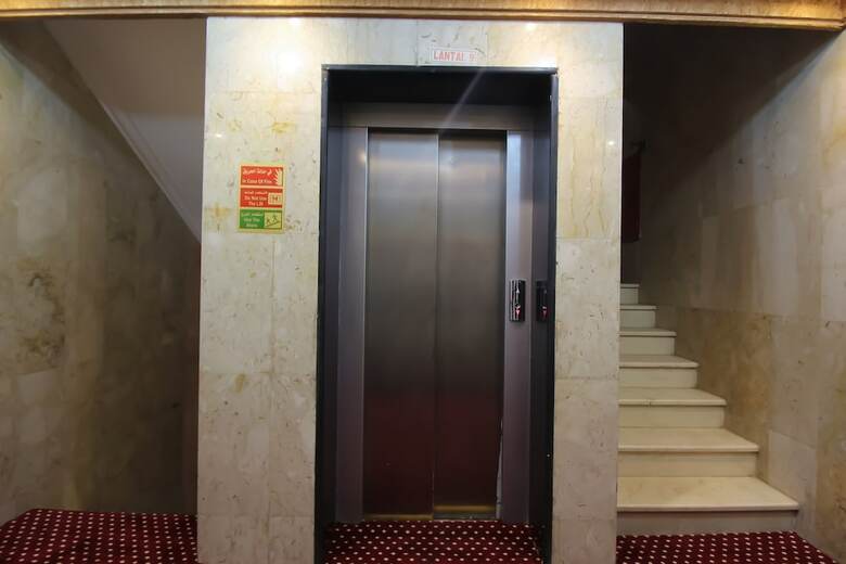 Al Ardh Al Tayeba Hotel