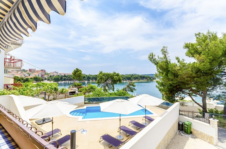 Apartments Edita
