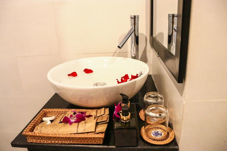Hotel Grand Holiday Villa