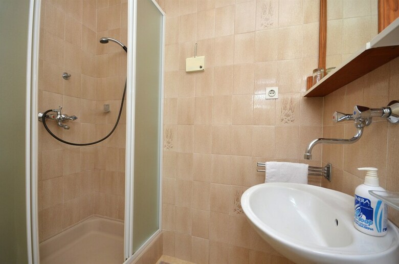 Apartments Jadran