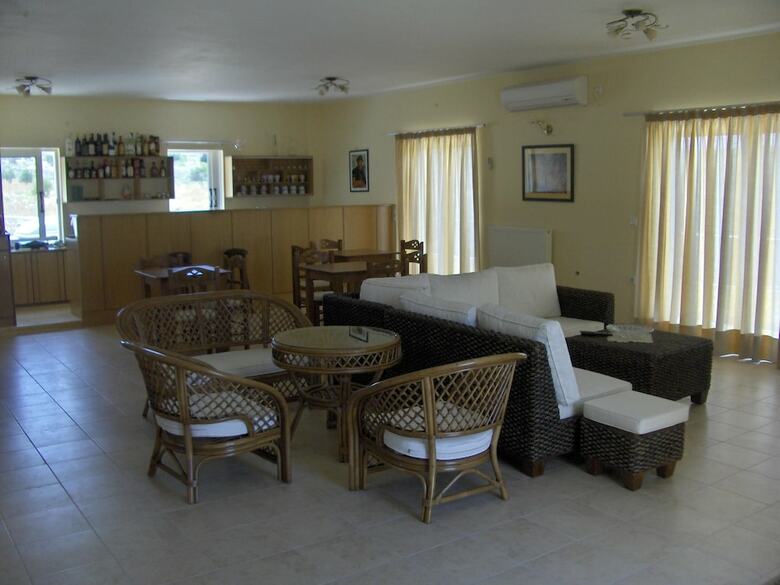 Apartamentos Elafonisos Diamond Resort