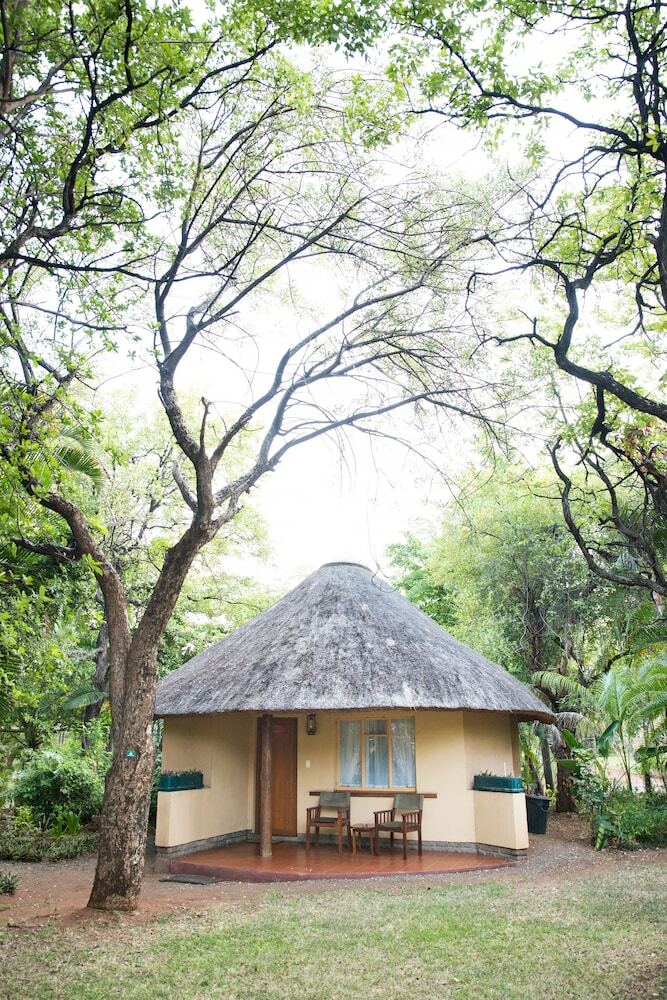 Posada Sefapane Lodges And Safaris