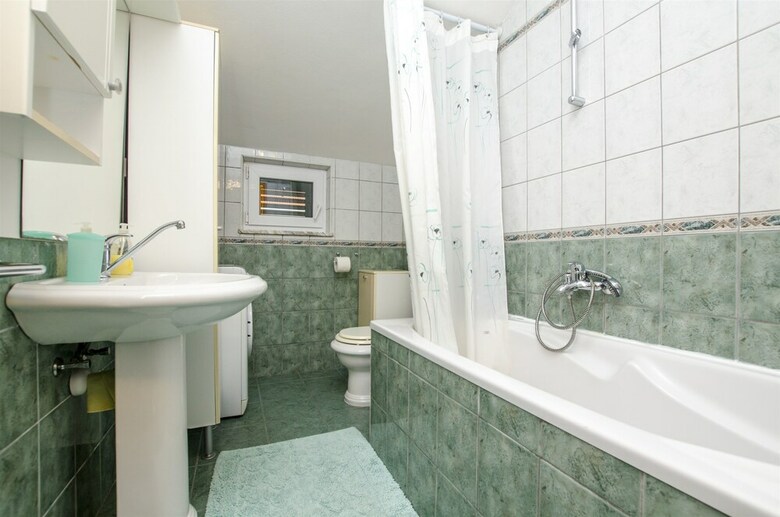 Apartment And Rooms Mate