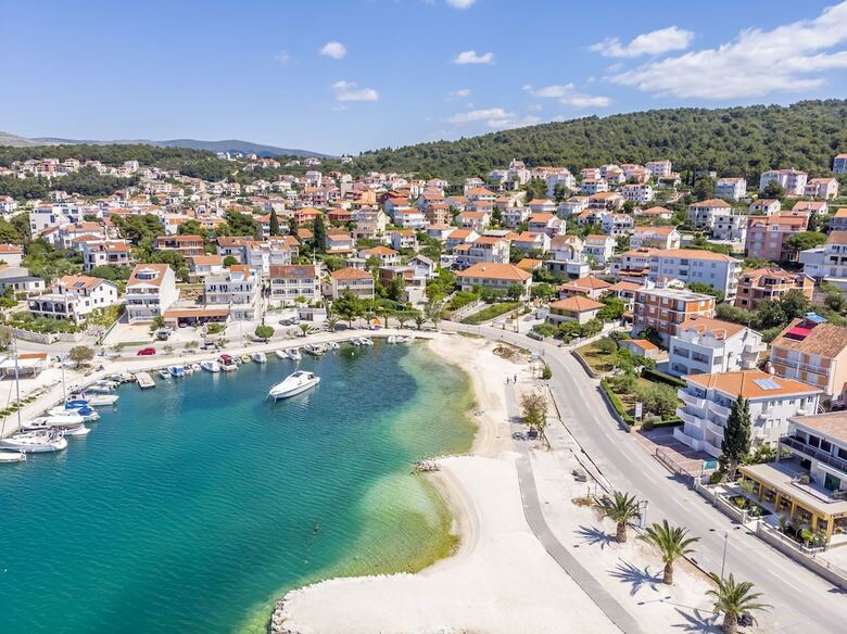 Apartments Karlo