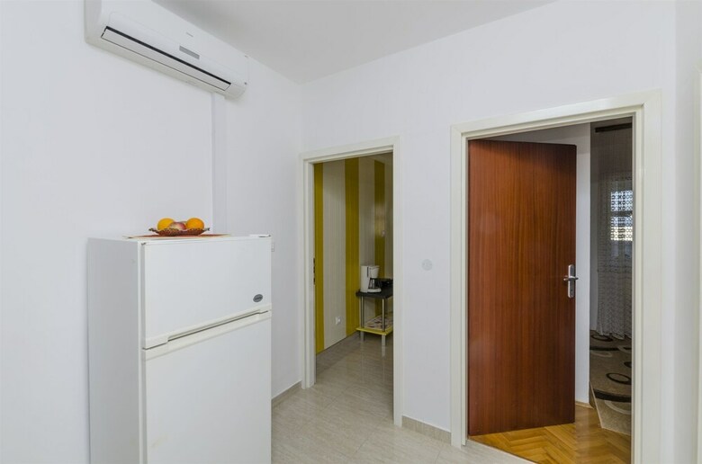 Apartments Karmela