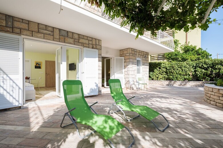 Apartments And Room Alen