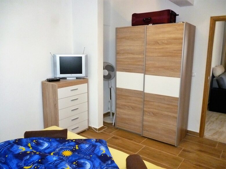 Apartments Tisa-with Seaview